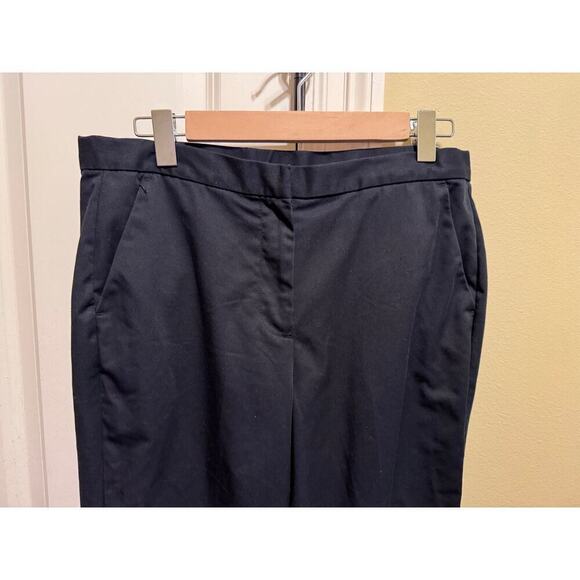 Lands' End Women's Black Fit 3 Chinos Crop Pants Pockets Sz 8P - Picture 2 of 12